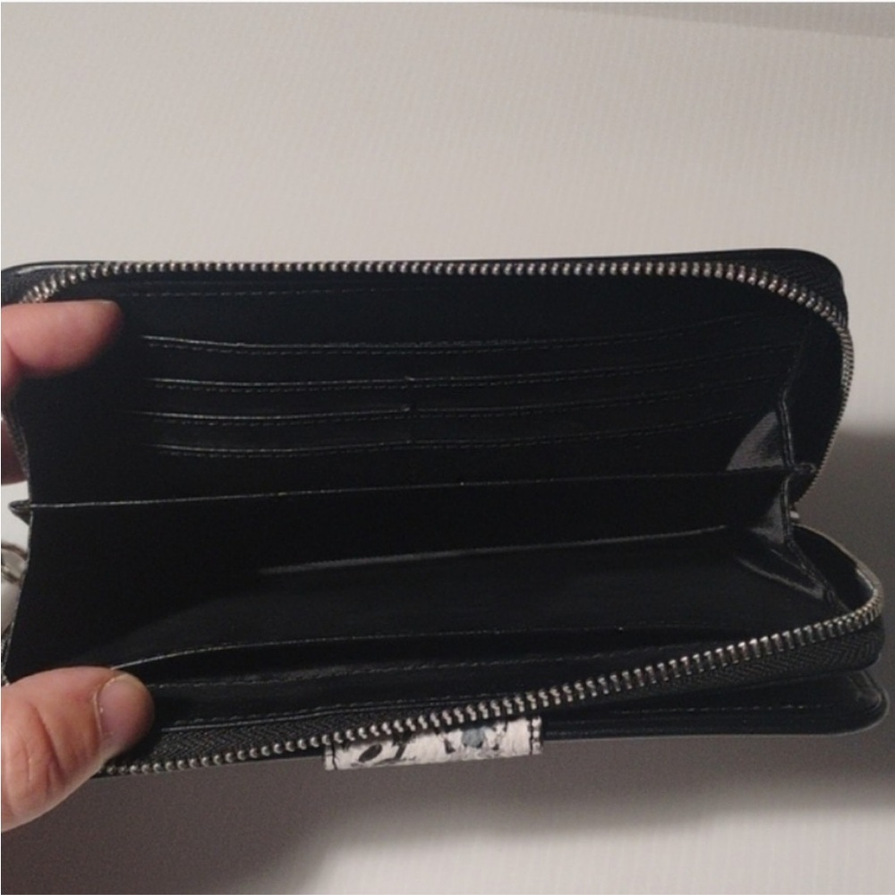 ❤️🐭Disney Parks Mickey & Minnie Crazy in Love Newsprint Wallet Wristlet🐭❤️ - Picture 5 of 5